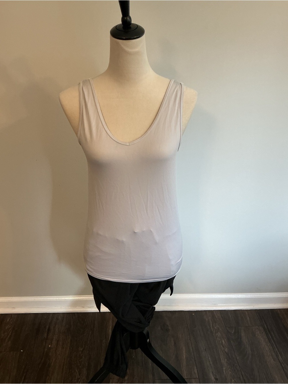 FOUR Piece Neutral Shapewear & Layering Cami Bundle! - Picture 12 of 16